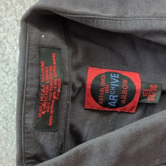 2 Arrow Button Up Shirts - Picture 3 of 5